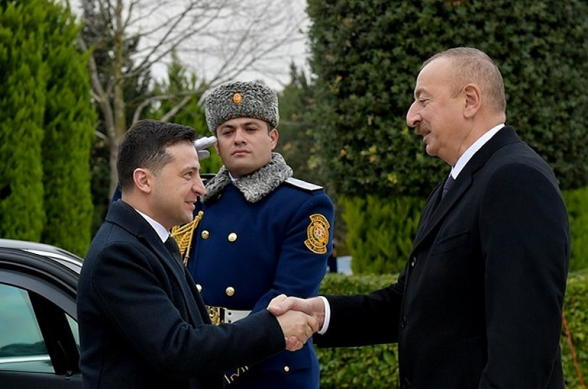 Զելենսկին Բաքվում հայտարարել է, որ աջակցում է «Ադրբեջանի տարածքային ամբողջականության վերականգնմանը»