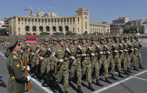Сегодня армии независимой Армении исполняется 28 лет