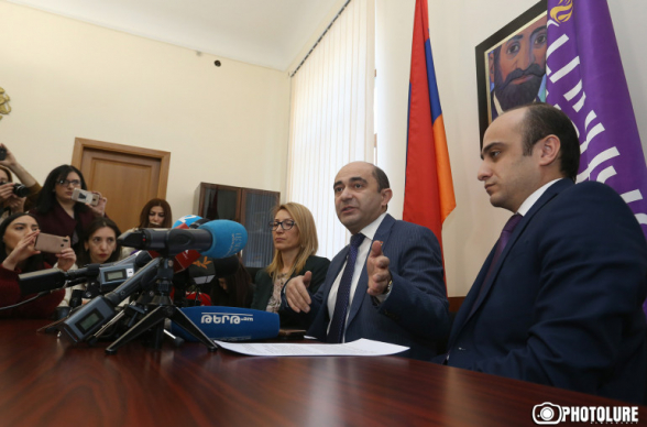 «Светлая Армения» не будет ни в одном из лагерей в ходе кампании по референдуму о конституционных изменениях – Эмон Мамрукян (видео)