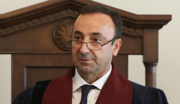 Հրայր Թովմասյանը հակասահմանադրական ճանաչեց օրենքի մի դրույթ