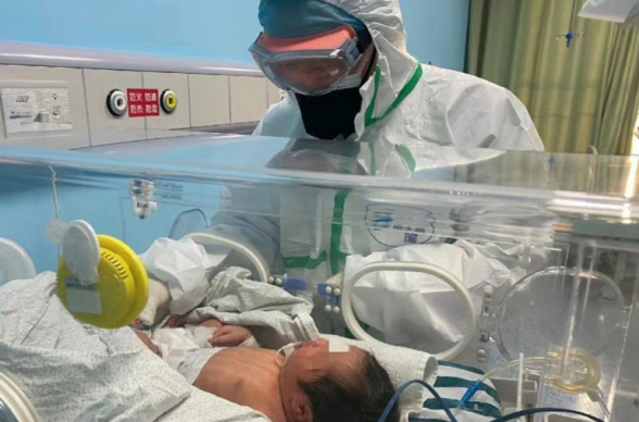 В Италии 10 младенцев госпитализировали с COVID-19