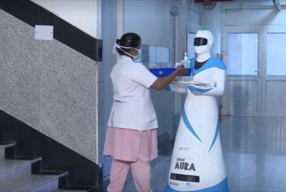 В Индии медсестры-роботы будут обслуживать зараженных коронавирусом