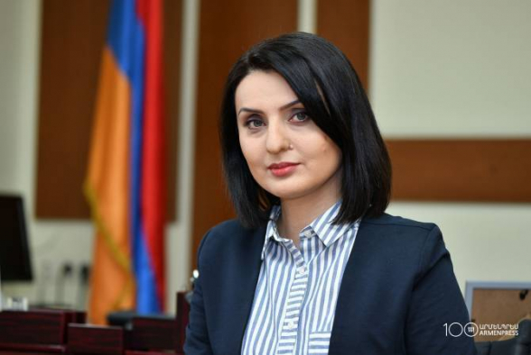 Министр труда и социальных вопросов Армении самоизолировалась