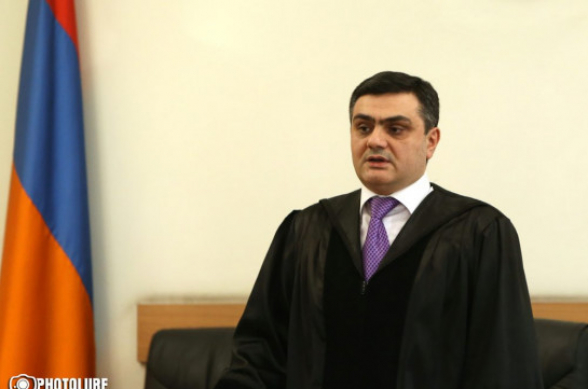 Գագիկ Ծառուկյանին կալանավորելու պահանջով դատախազության բողոքը մակագրվել է դատավոր Մխիթար Պապոյանին