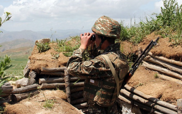 ВС Азербайджана вели огонь из снайперских винтовок, пытаясь взять под прицел армянских военнослужащих