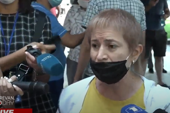 Акция протеста импортеров перед зданием Правительства РА (видео)