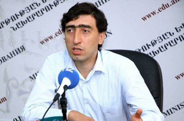 Смбат Гогян будет освобожден от должности главы Высшей аттестационной комиссии с 25 сентября