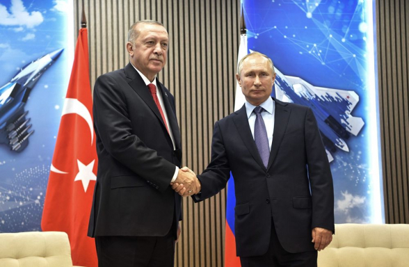 Карабахский конфликт имеет серьезные последствия для амбиций Путина и Эрдогана – «Bloomberg»