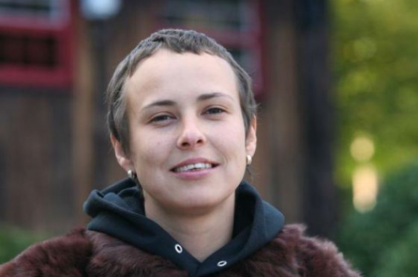 Յուլիա Չիչերինայի ամուսինը պատմել է՝ ինչպես են ընկել ադրբեջանական ԱԹՍ հարվածի տակ