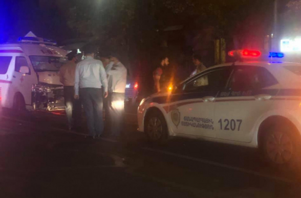 Վթարի է ենթարկվել վիրավոր զինվորին տեղափոխող շտապօգնության մեքենան, զինվորը տեղափոխվել է Աստղիկ բկ. Աշոտ Սարգսյան