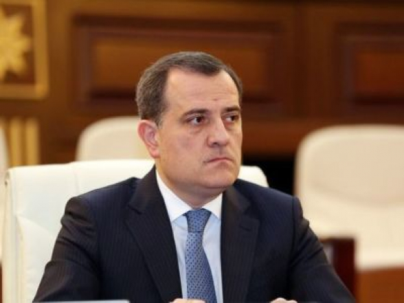 Глава МИД Азербайджана отправился с визитом в Москву