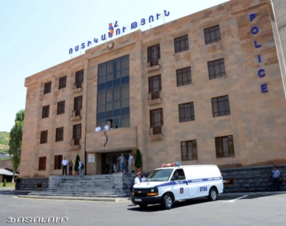 Երևանում մի խումբ երիտասարդներ ինքնավնասում են կատարել