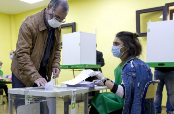ЦИК Грузии подсчитал голоса с более чем половины участков