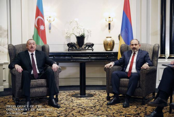Глава МИД Армении прокомментировал возможность встречи Пашиняна и Алиева