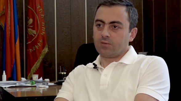 Сагателян – Пашиняну: «Прогнулся перед турком, но пришел в Ереван возмещать это на армянах?» (видео)