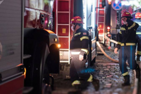 Пожар в центре Тбилиси: погибли 2 человека