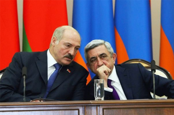 «Я ему даю 6 миллиардов, пусть он откажется от этих 7 районов»: опубликована запись беседы Сержа Саргсяна с Лукашенко