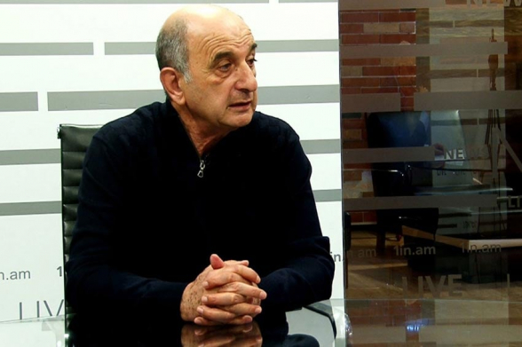 Ինչո՞վ է իրեն քաղաքագետ համարող Վիգեն Խաչատրյանը տարբերվում «Ռեգինա Պրազյանից»