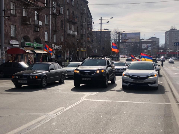 Граждане провели автопробег с требованием отставки Никола Пашиняна (видео)
