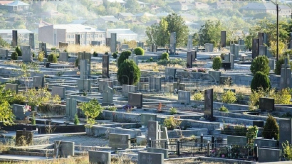51-ամյա և 63-ամյա տղամարդիկ գողացել են Նուբարաշենի գերեզմանոցի ճաղվանդակների նախշազարդերը և այլ պարագաներ