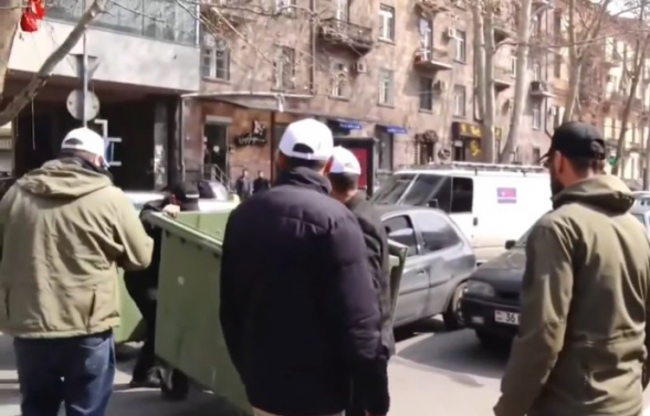 Փաշինյանի հրաժարականի պահանջով ակցիա Երևանում (տեսանյութ)