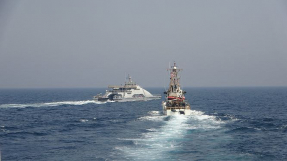 ВМС США открыли в Персидском заливе огонь из-за кораблей Ирана (видео)
