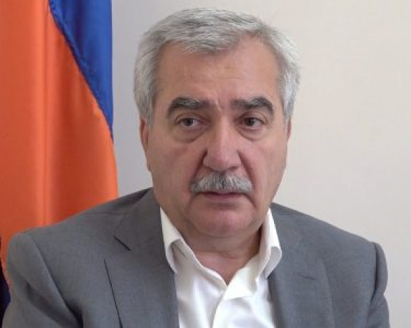 Փաշինյանի կուսակցության պատգամավորն արգելեց հեռուստաալիքի օպերատորին ռուսերեն խոսել (տեսանյութ)