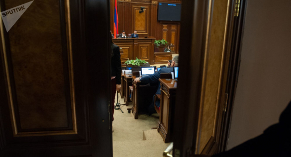 В Армении введут новый вид наказания – домашний арест: парламент принял поправки в УК
