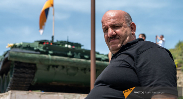 «Мы не видели в Шуши ни одного азербайджанца»: ветеран войны Лаврент Шуманян о сдаче города