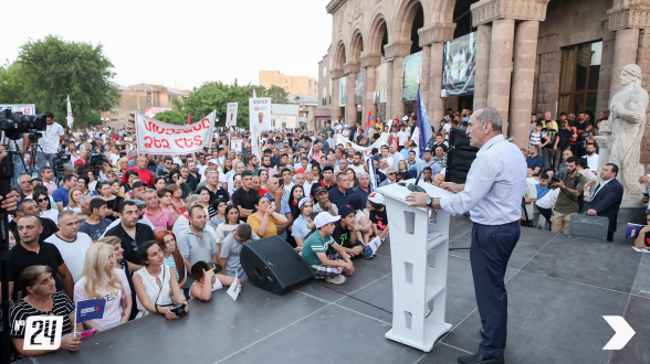 Митинг блока «Армения» в Арташате (видео)