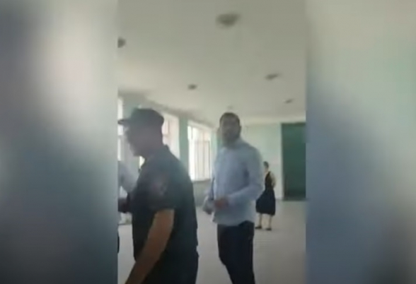 Депутат от «Моего шага» Рустам Бакоян спровоцировал потасовку на ИУ (видео)