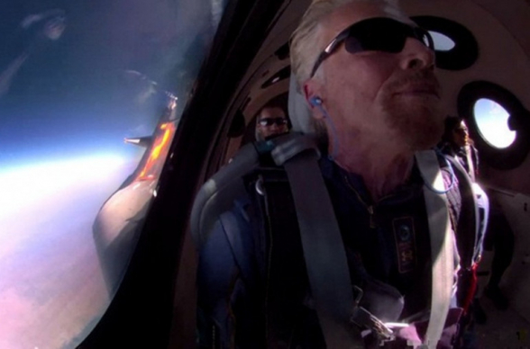 «Это было нечто магическое»: Ричард Брэнсон поделился впечатлениями от полета к границе космоса (видео)