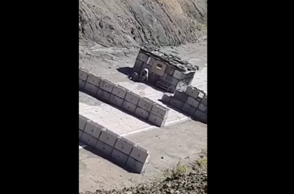 В Карвачаре азербайджанский солдат жестоко избил сослуживца (видео)