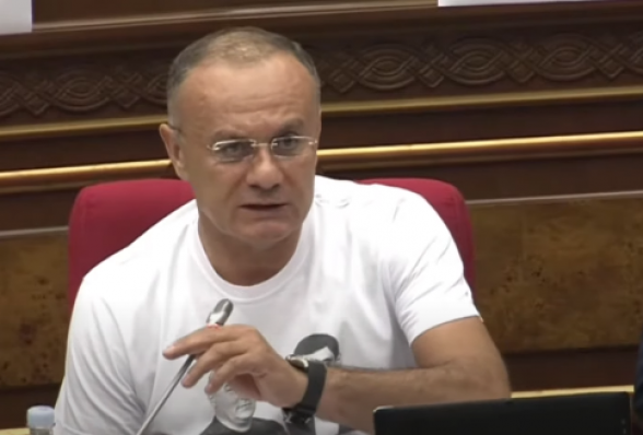 Сейран Оганян потребовал незамедлительного освобождения удерживаемых под арестом депутатов от фракции «Армения» (видео)