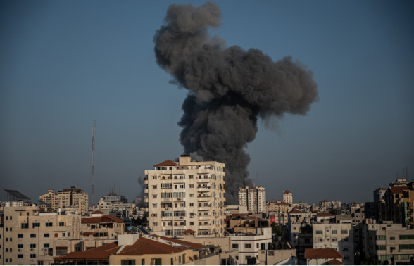 Израильские военные атаковали объекты движения ХАМАС в секторе Газа