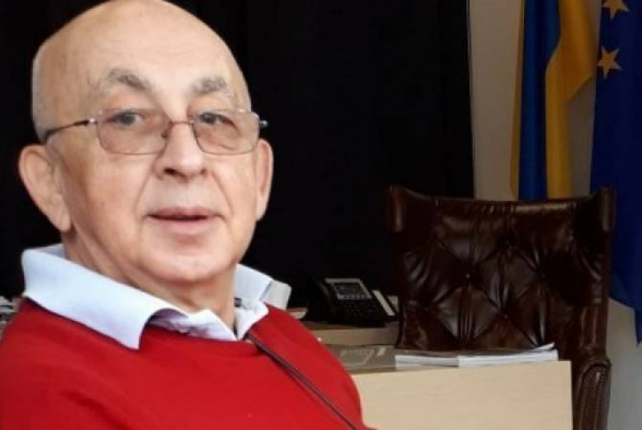 Отец экс-президента Грузии М.Саакашвили перенес сердечный приступ и госпитализирован