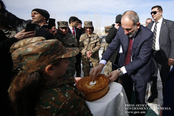 Ո՞ր մկներն են այսօր գողանում-տանում զինվորի փայը (տեսանյութ)