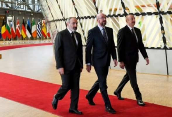 В ближайшие дни встретятся комиссии по делимитации границы Армении и Азербайджана