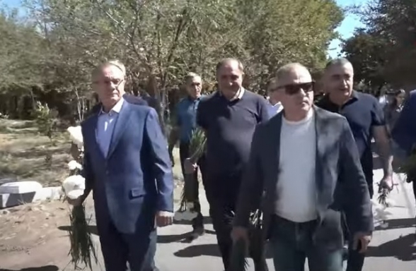 Депутаты от фракции «Армения» посетили «Ераблур» (видео)