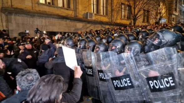 В Госдепе не исключили введения санкций против Грузии из-за закона об иноагентах