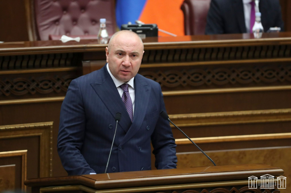 Никол Пашинян приносит Армении новую войну