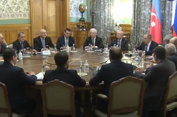 В Москве начались переговоры министров иностранных дел России, Армении и Азербайджана