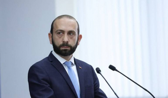 Армения не претендует на ведение переговоров о статусе Нагорного Карабаха – Мирзоян