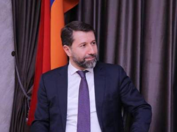 Կարեն Անդրեասյանը գնացել է վերաքննիչ քրեական դատարան ու փակվել դատավորների հետ. «Ժողովուրդ»