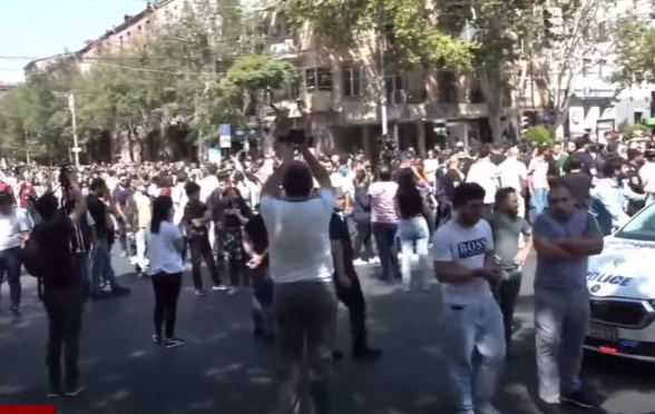 В Ереване прошли акции гражданского неповиновения (видео)