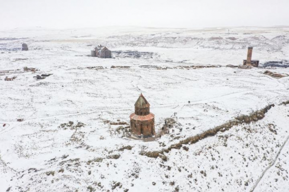 Թուրքիան տուրիստների համար գովազդում է Անին (լուսանկար)