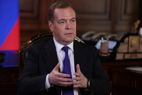 Медведев не исключил похода на Киев в ходе выполнения задач СВО