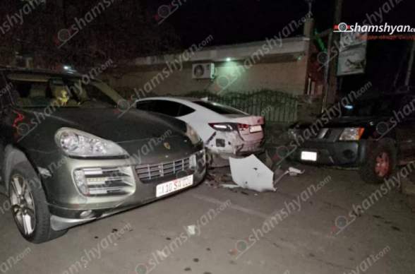 Երևանում անչափահասը Nissan-ով բախվել է կայանված Hyundai-ին, վերջինն էլ բախվել է մեկ այլ մեքենայի