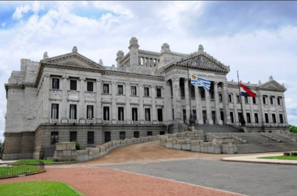 Палата представителей Уругвая единогласно проголосовала за законопроект, объявляющий 24 апреля Днем памяти жертв Геноцида армян