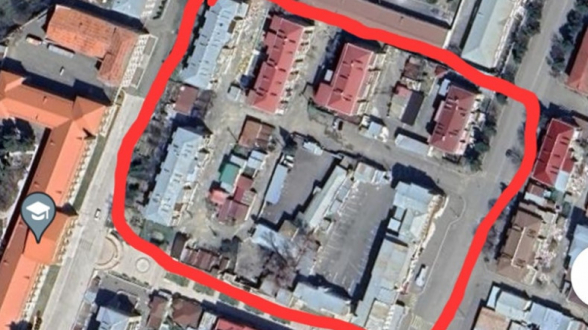 Ադրբեջանցներն ապամոնտաժում են Ստեփանակերտի բնակելի շենքերը (լուսանկար)